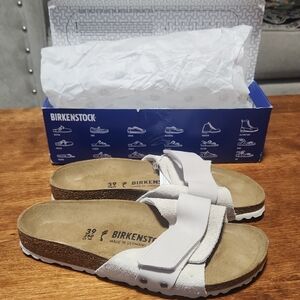 NIB Birkenstock OITA Off-white and Tan Leather Sandals Size EU39, US WOMEN 9